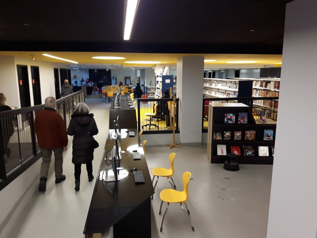 Bibliothèque Ahuntsic par Philippe Rachiele (1)