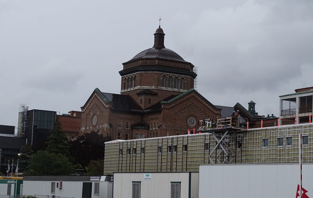 Construction aile pour COVID Sacré-Coeur PR (7)b