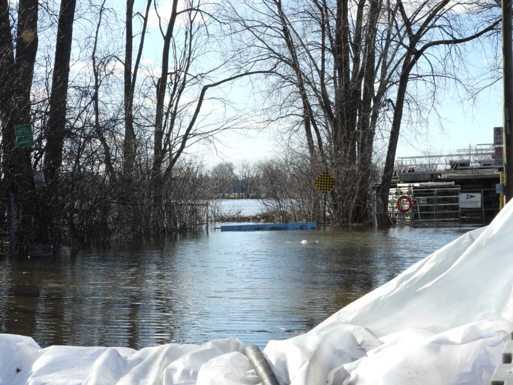 Inondation rue Crevier