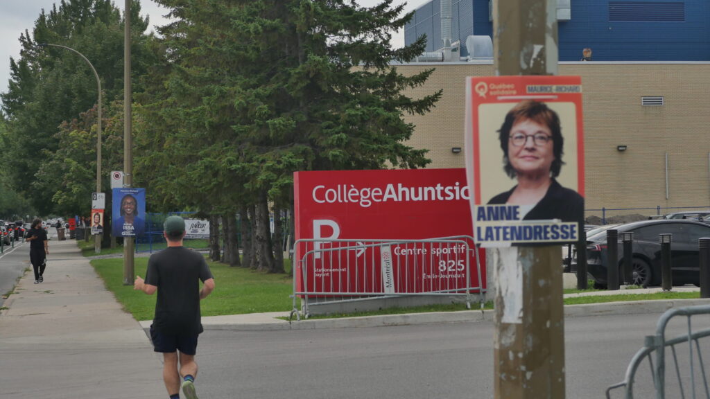 affiches électorales du PQ et de QS 